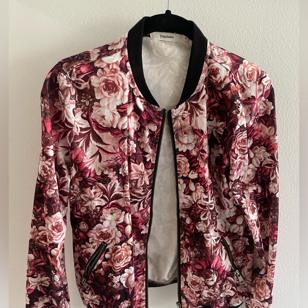 Floral silky Gucci like pink purple jacket